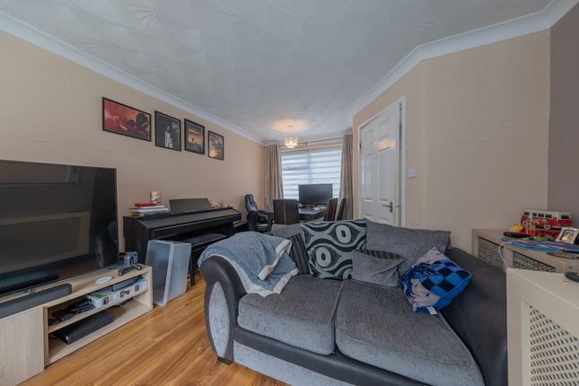 32, Charnwood Crescent, Newton photo 4