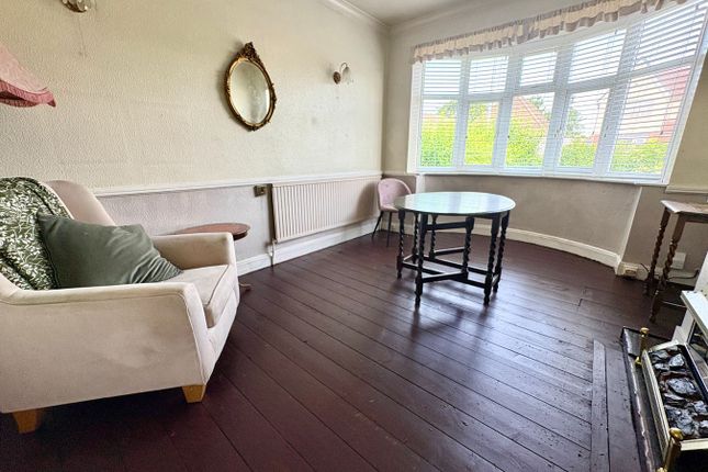 15, Manor Road, Leicester photo 2