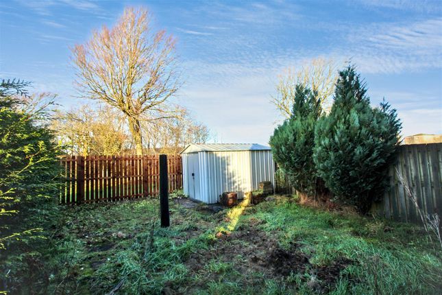 92, Glenmore, Whitburn Bathgate photo 4