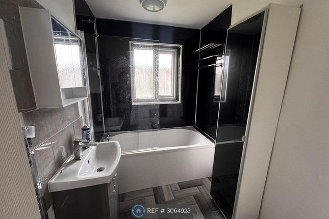 Norman St, Thurnscoe, Rotherham photo 3