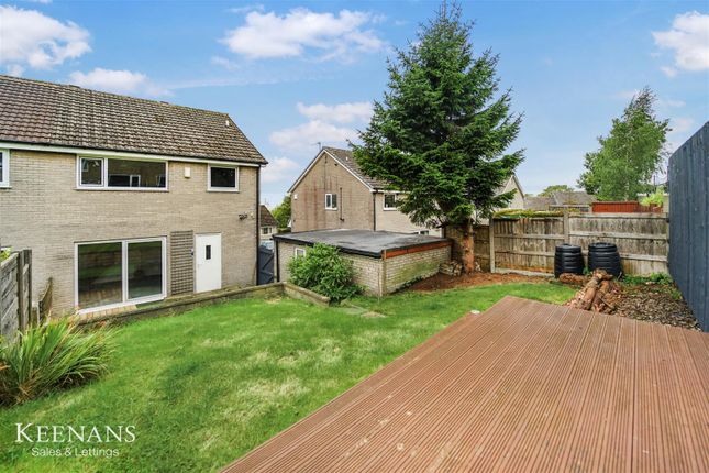 8, Hapton Way, Loveclough photo 4