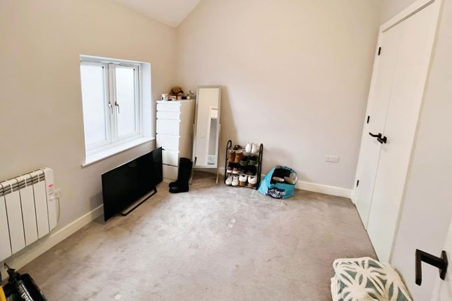 Mews house for sale in Summerhill Road, St George, Bristol