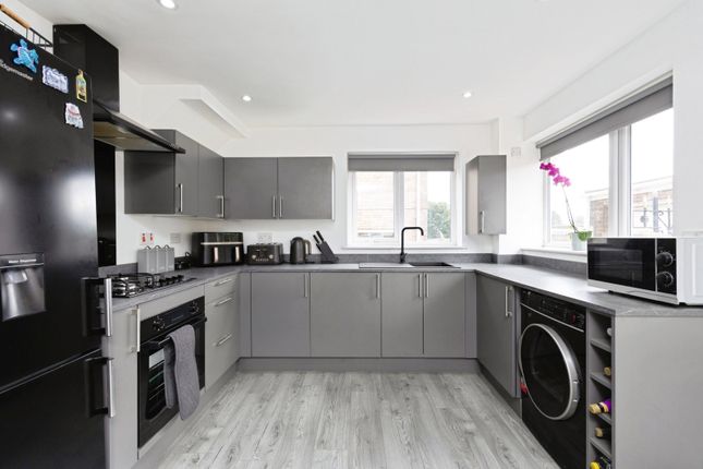 88, Scripton Gill, Durham photo 4