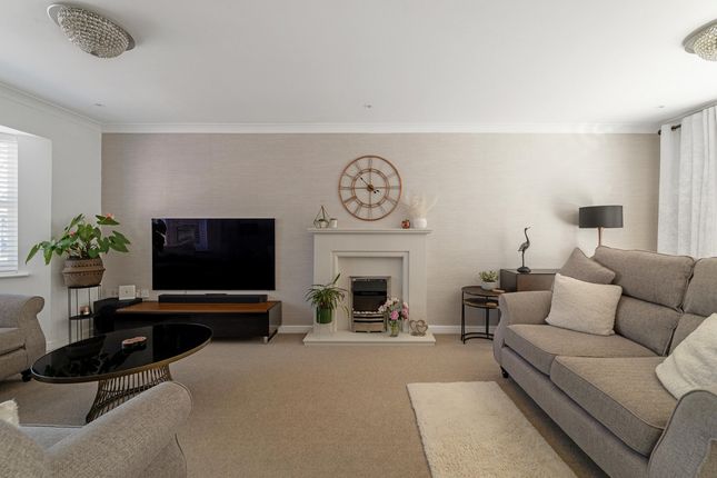 26, Cavendish Close, Rugby photo 4