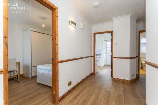 Wolverstone Drive, Brighton photo 5