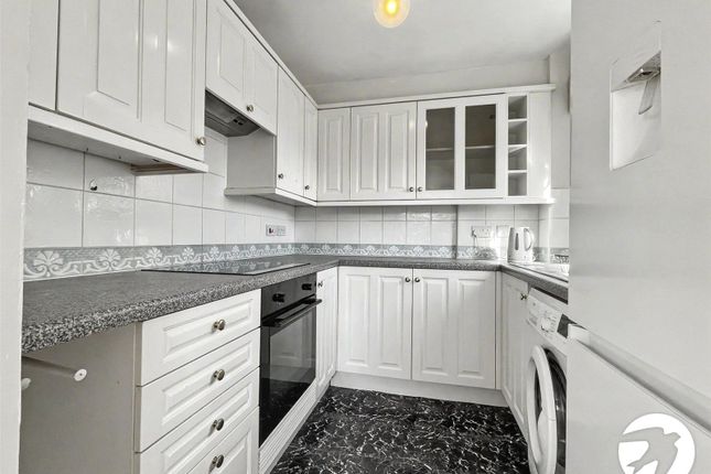 16, Byron Drive, Northumberland Heath photo 3