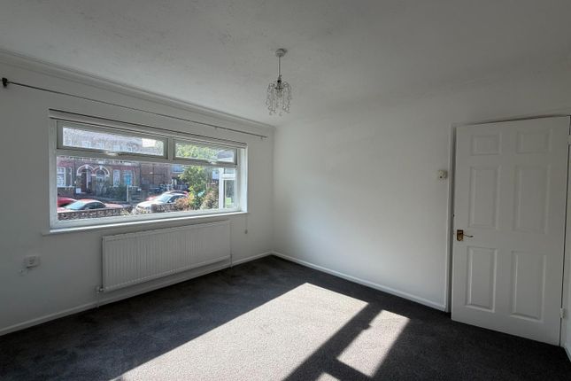 2F, Putney Road GR, Enfield photo 4