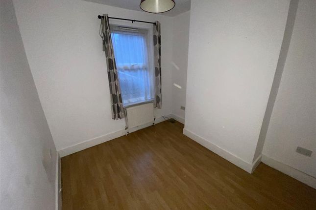 Thumbnail Terraced house for sale in Elm Park Road, London