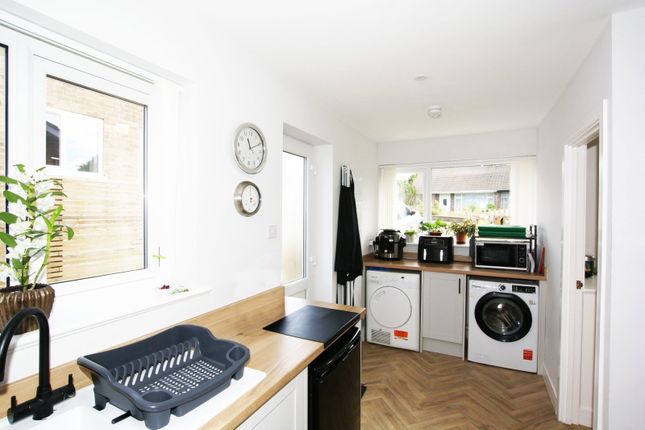 Wellington Close, Matlock photo 4