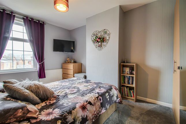 51, Nell Gap Lane, Wakefield photo 5