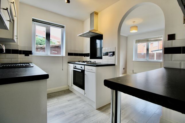 27a, St. Columba Way, Leicester photo 3