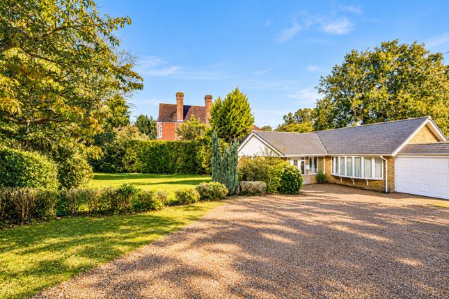 2-bed bungalow on 1 Woodbury Close, East Grinstead, £550,000
