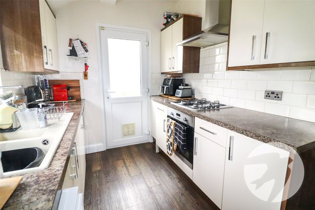 64, Beechcroft Avenue, Kent photo 3