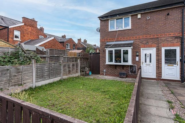 2-bed house on 1, Fernbank Close, Winsford, £160,000