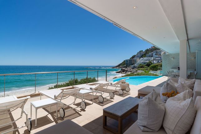 Apartment for sale in 701 San Michele, 52 Victoria Road, Clifton, Atlantic Seaboard, Western Cape, South Africa