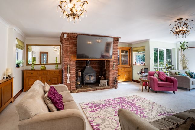 The Gables, Saleway, Droitwich photo 4