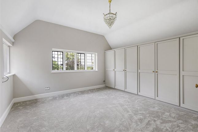 Detached house for sale in Camlet Way, Hadley Common, Barnet