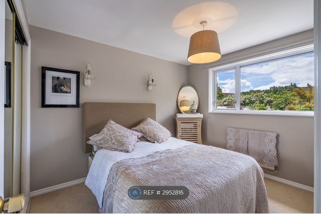 Derwent Drive, Priorslee, Telford photo 4