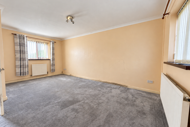 Old Farm Court, Swansea photo 3
