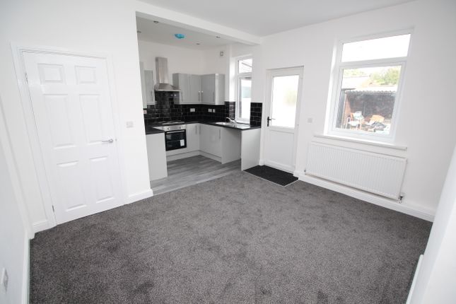 18, Houghton Road, Rotherham photo 3