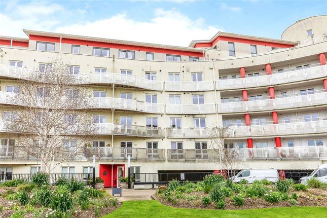 Thumbnail Flat for sale in Hannover Quay, Bristol