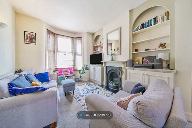 Terraced house to rent in Graveney Road, London