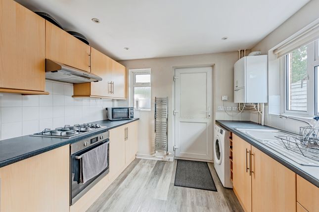 2-bed terraced on 2, Steyning Close, Crawley, £330,000