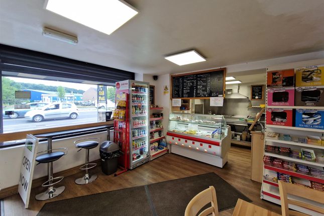 Restaurant/cafe for sale in Cafe &amp; Sandwich Bars HD1, West Yorkshire