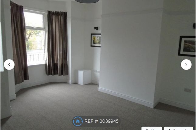 Clarendon Road, Hollingworth, Hyde photo 5