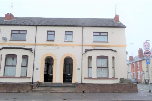 Studio flat on Flat 7, 98 Compton Road, Wolverhampton, £450/mo