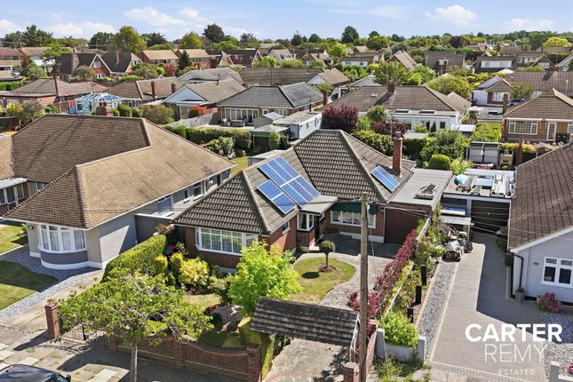 2-bed house on 50, Chelsworth Crescent, Southend-on-sea, £600,000