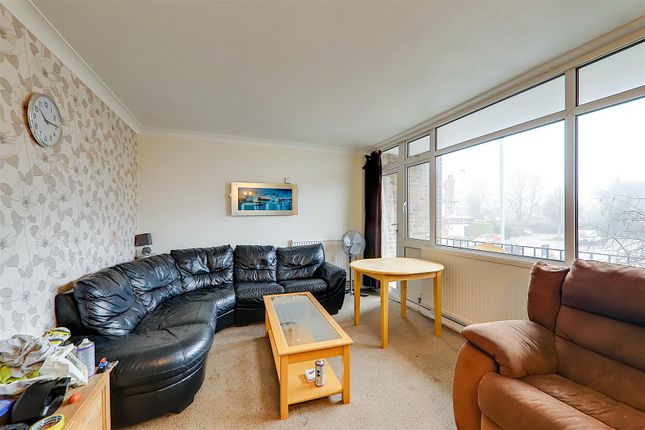 6 Becket Court, Rectory Road, Worthing photo 3