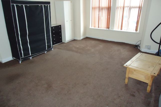 Flat 2, 20, Woodlands Road, Manchester photo 2