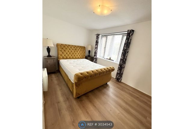 Flat, Latimer Court Bryanstone Road, Waltham Cross photo 4