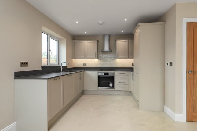 The Willows, 2A,, Tozer Way, Salisbury photo 2