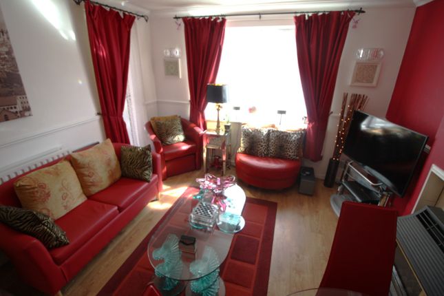 2, Figtree Hill, Hemel Hempstead photo 4
