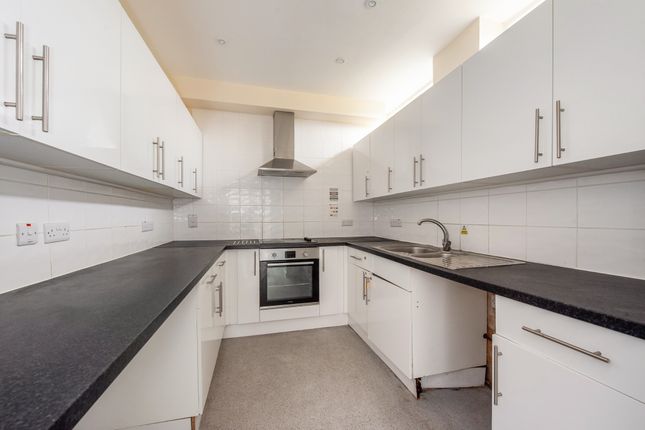 47 Festing Grove, Southsea photo 4