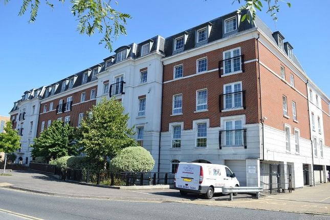 Flat for sale in Station Approach, Epsom, Surrey.