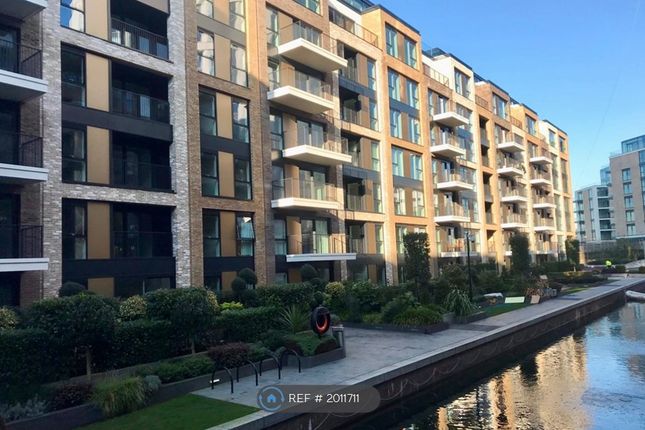 Flat to rent in Fairwater House, London