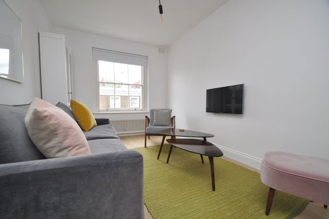 Flat to rent in Orsett Terrace, London