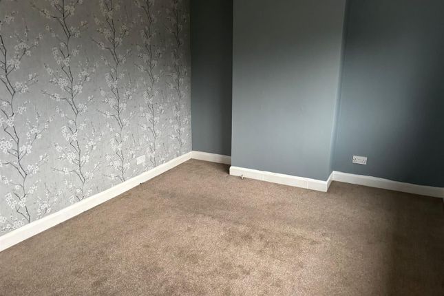 272, Birdbrook Road, Birmingham photo 4