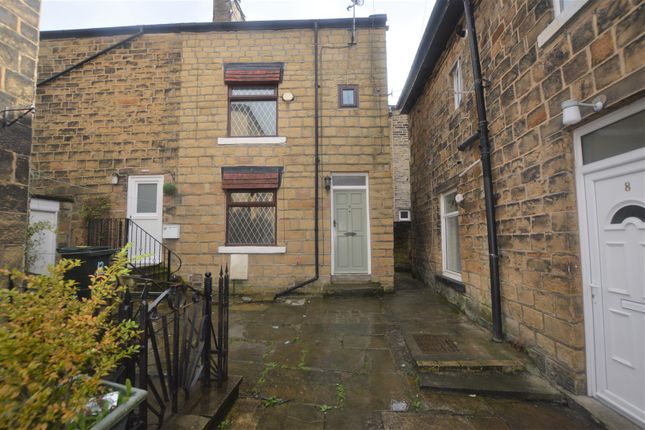 Thumbnail Cottage to rent in Spring Street, Idle, Bradford