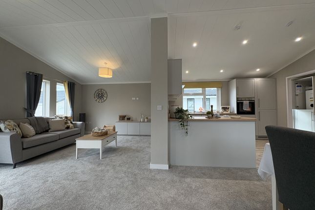 The Newmarket, Sandy Bay, Thorney Bay Road, Canvey Island photo 4