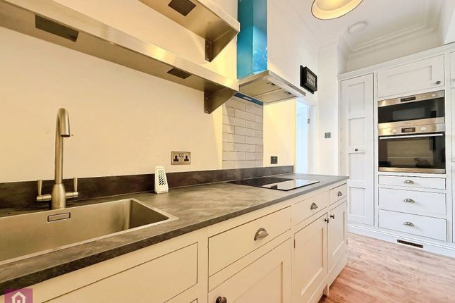 Flat 2, 69, Stockport Road, Altrincham photo 4