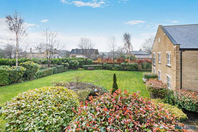27 Hollis Court, Castle Howard Road, Malton photo 2