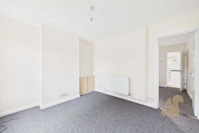 84, Spring Road, Ipswich photo 3