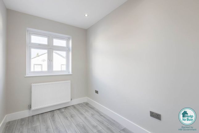 End terrace house to rent in Vernon Road, Sutton
