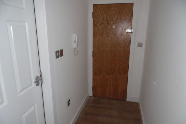 Flat to rent in Stanley Road, Bootle
