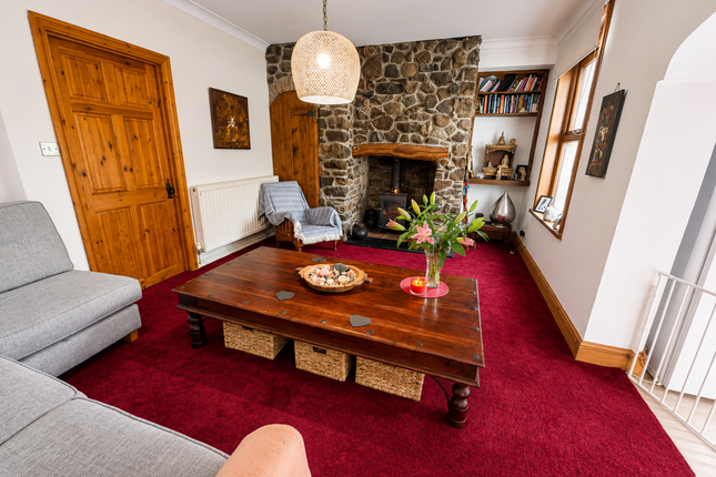 8, Bryn Bach Road, Ammanford photo 3