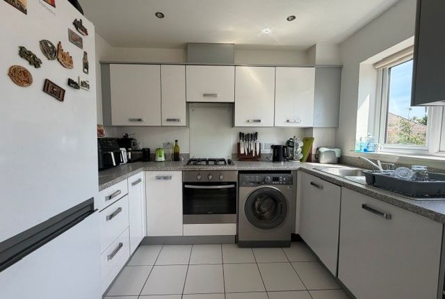 3, Tonbridge photo 3